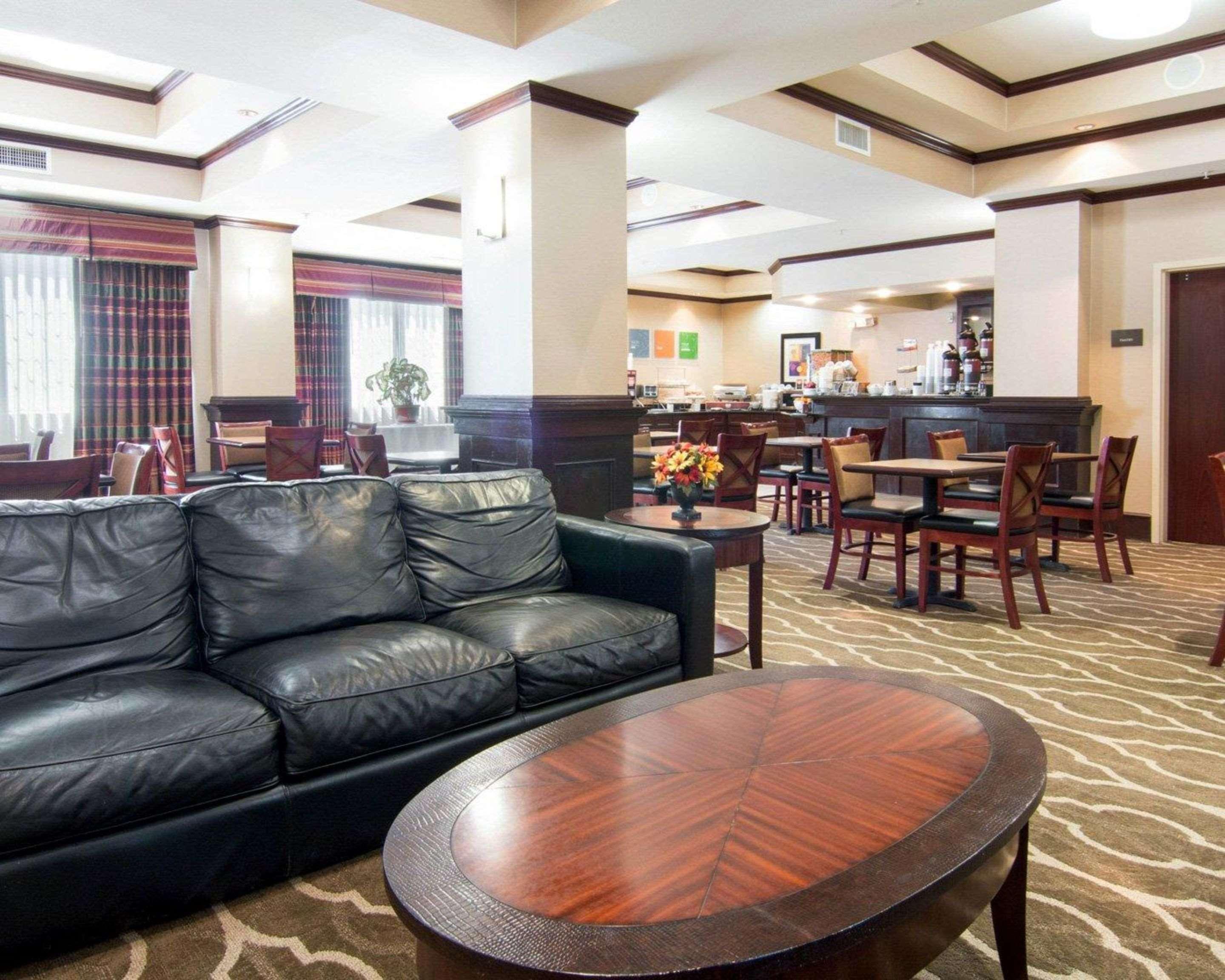 Comfort Suites Shreveport West I-20 Buitenkant foto
